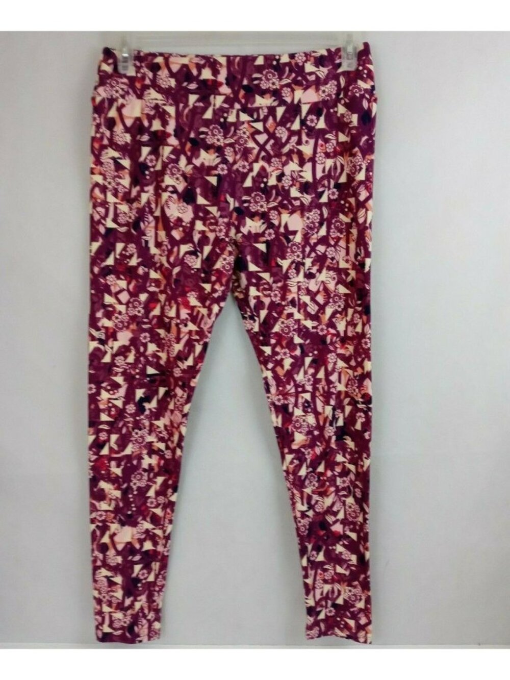 New LuLaRoe Tall & Curvy Leggings With Pink, Purple, & White Abstract Floral